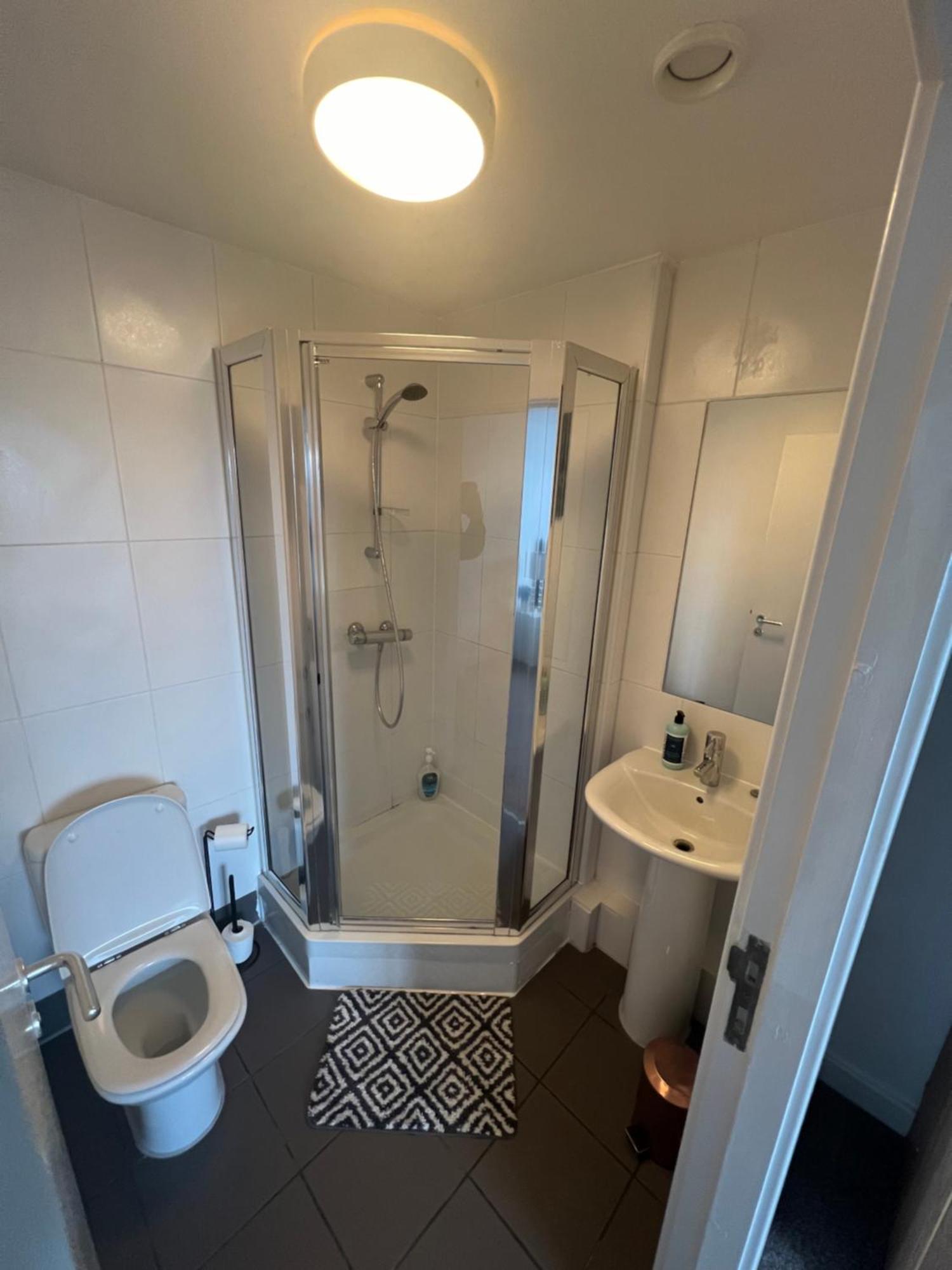 Eejs Beautiful 2 Bed Apartment - Sheffield Centre المظهر الخارجي الصورة